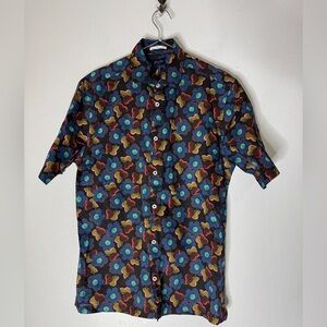Good Man Brand Sky Captain Love Pop‎ Short Sleeve Button-Up Shirt Size S Flowers